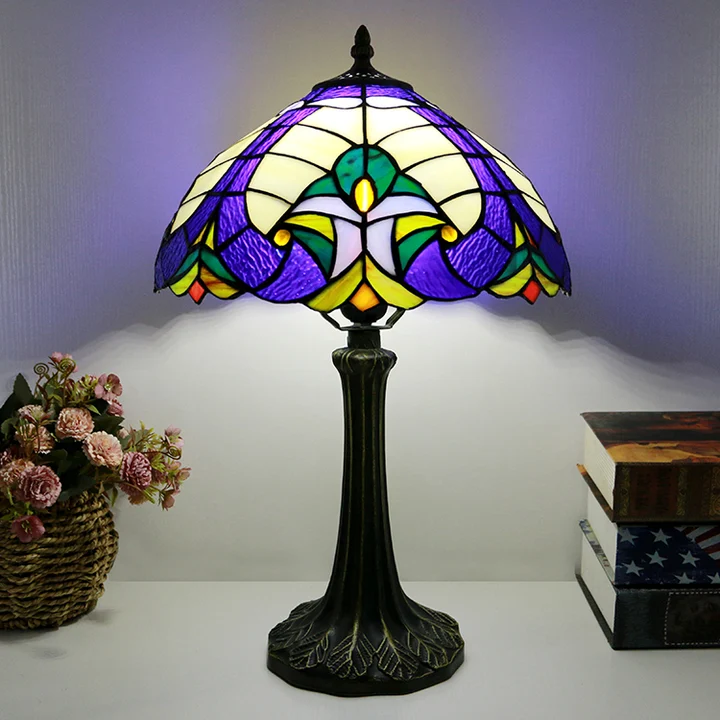 Abajur Tiffany Vitoriano 12"