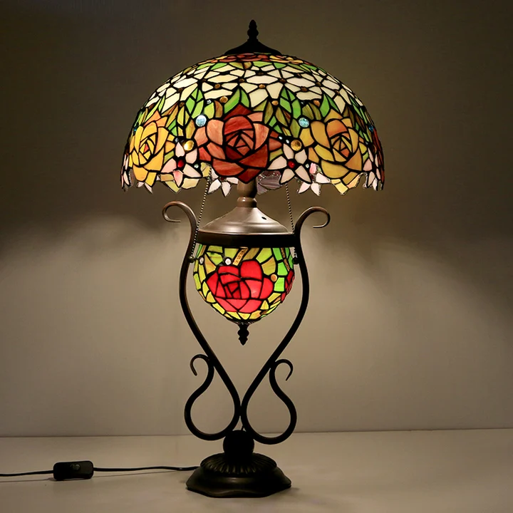 Abajur Tiffany Vitral Vermelho 16" | base iluminada