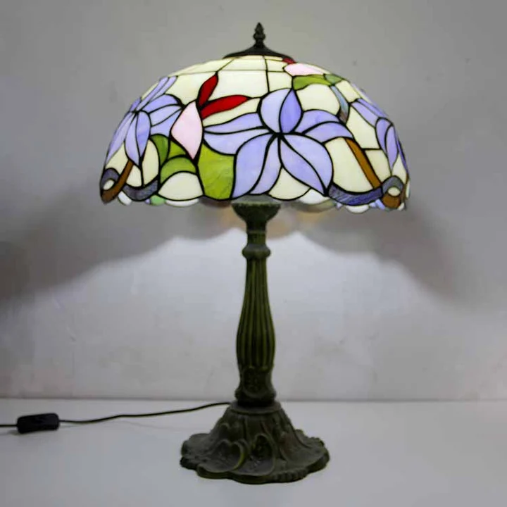 Abajur Tiffany Vitral 16" | base de zamac | Pérola Primavera