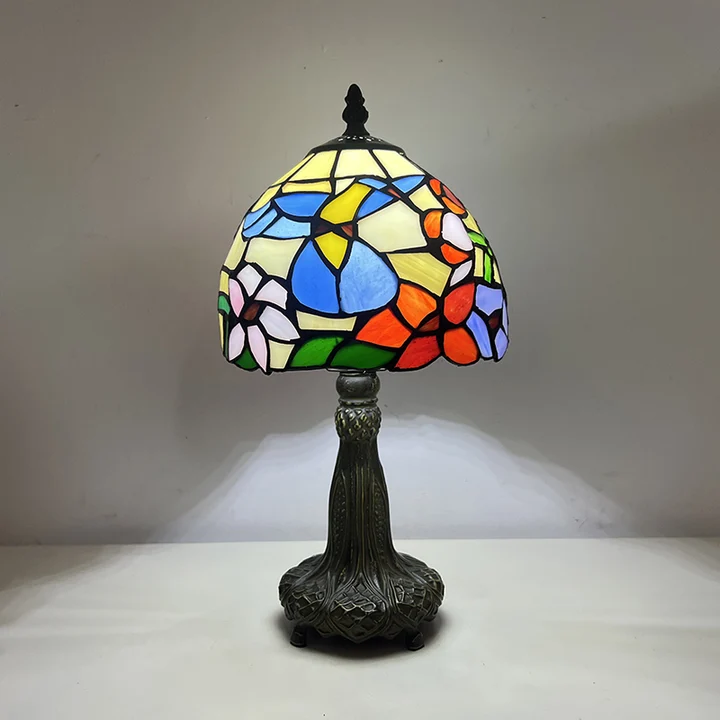 Abajur Tiffany Colibri 8"