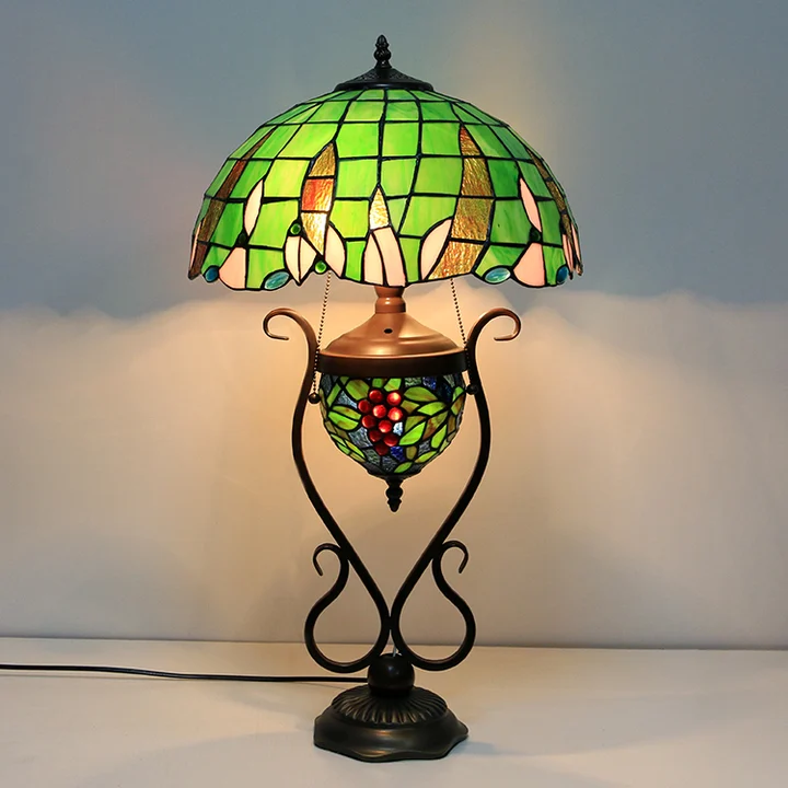Abajur Tiffany Vitral Verde 16" | base iluminada