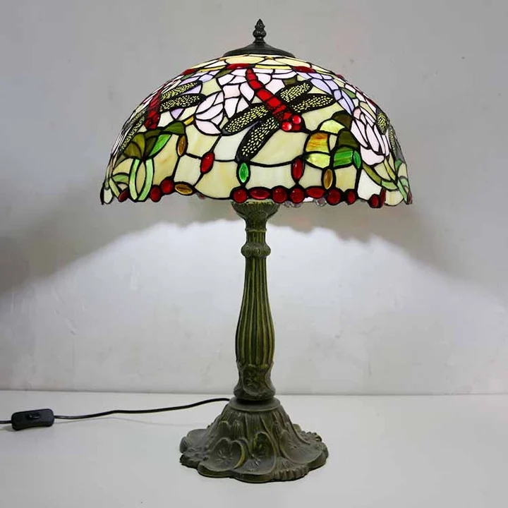 Abajur Tiffany Vitral 16" | base de zamac | Celeste Harmonia