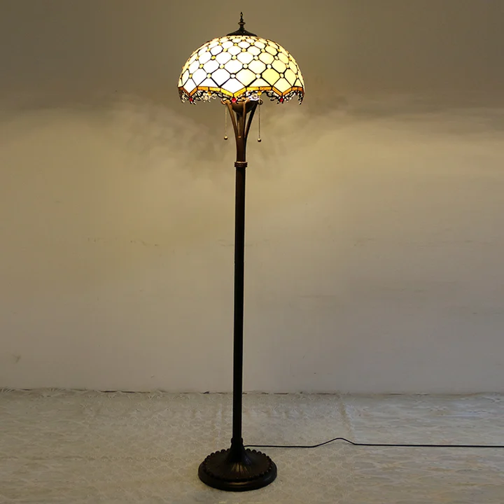 Luminária de Piso Tiffany Miçangas 16" | base de metal | Belle Eterna