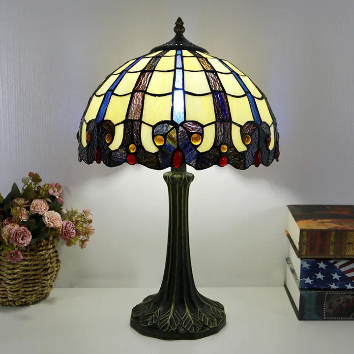 Abajur Tiffany Vitral 12" | Riviera Lumière
