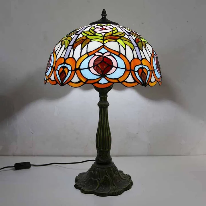 Abajur Tiffany Vitral 16" | base de zamac | Jade Eterna