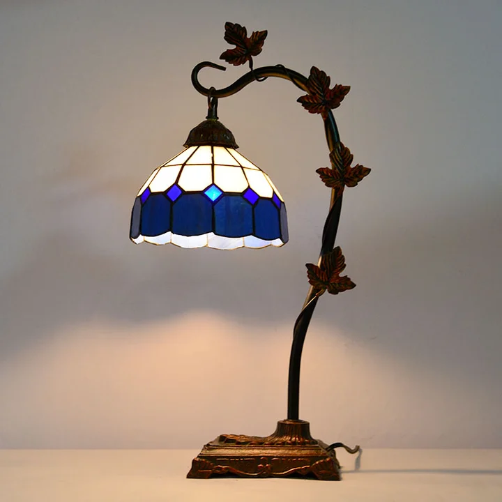 Abajur Tiffany Folhagens 8" | base de metal | Celeste Jardins