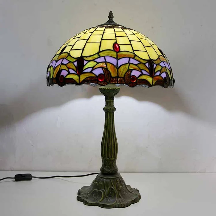 Abajur Tiffany Vitral 16" | base de zamac | Amélie Provence