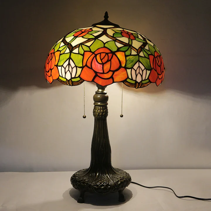 Abajur Tiffany Rosas 16" | Vitória Solar
