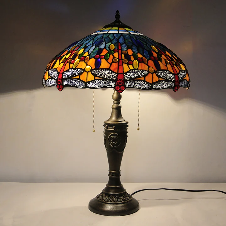 Abajur Tiffany Libélula 18" | Pérola Clássica